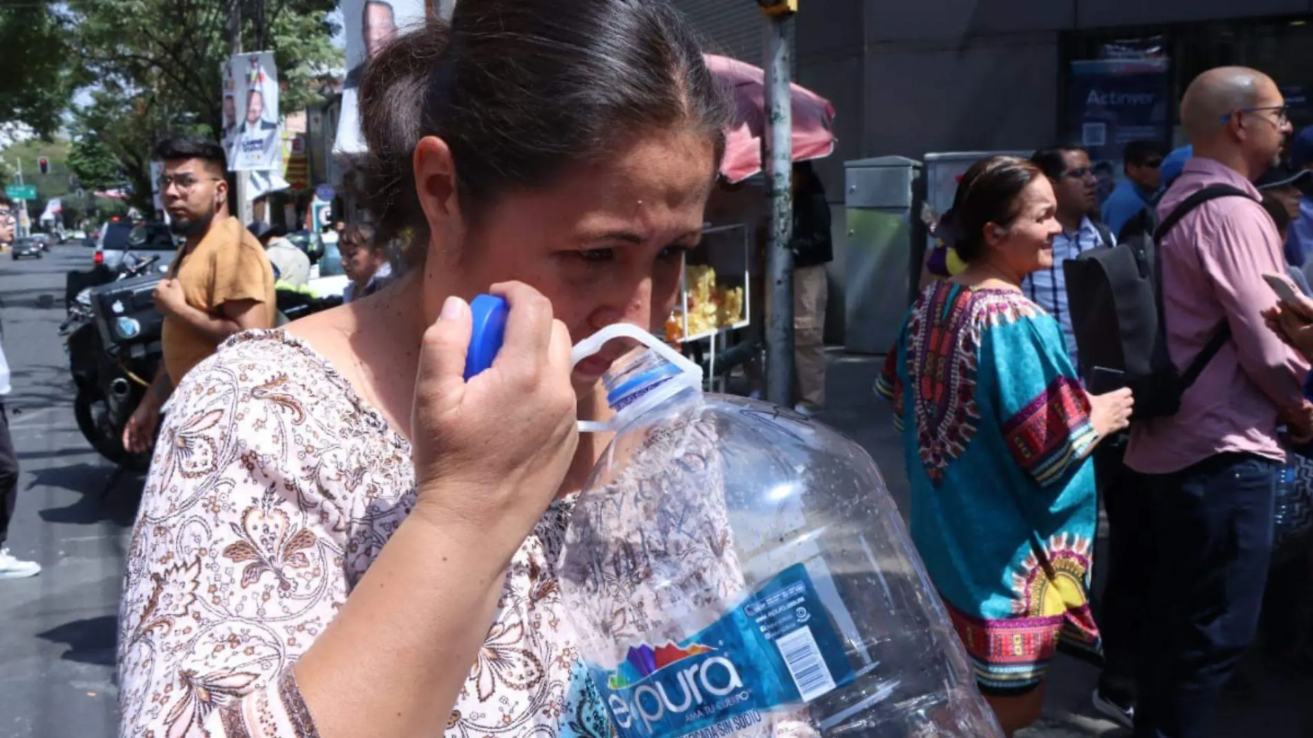 vecinos de Benito Juarez protestan por agua contaminada 